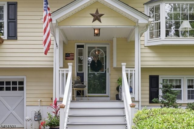 62 Lawrence Rd, Randolph Twp., NJ 07869