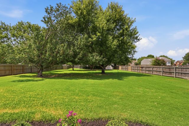 1325 RIVER PINE DR, Collierville, TN 38017