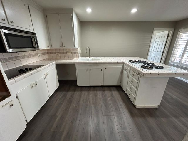 2581 Ballantyne Drive, Merced, CA 95341