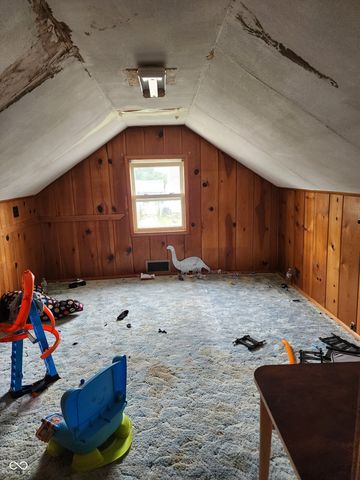 621 E 31st Street, Anderson, IN 46016