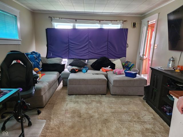 621 E 31st Street, Anderson, IN 46016