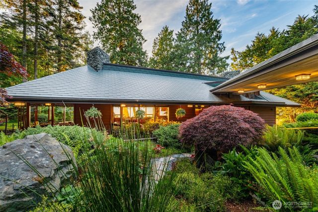 3559 Biz Point Road, Anacortes, WA 98221