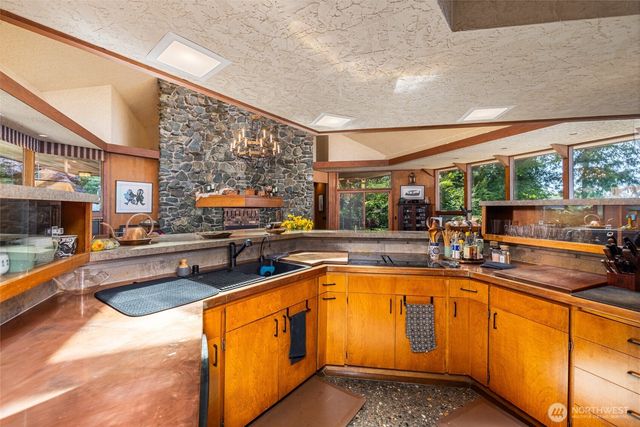 3559 Biz Point Road, Anacortes, WA 98221