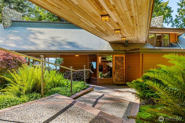 3559 Biz Point Road, Anacortes, WA 98221