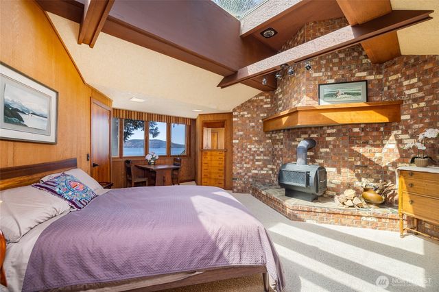 3559 Biz Point Road, Anacortes, WA 98221