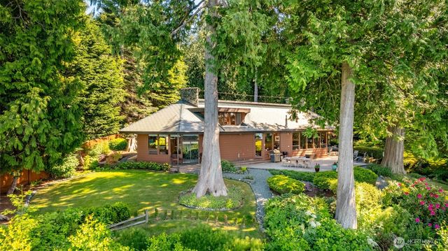 3559 Biz Point Road, Anacortes, WA 98221