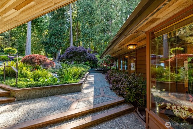3559 Biz Point Road, Anacortes, WA 98221