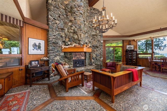 3559 Biz Point Road, Anacortes, WA 98221