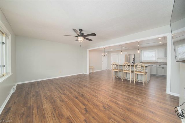 4330 Glenford Drive, Winston-salem, NC 27107