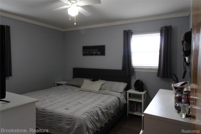 24524 Johnston Avenue, Eastpointe, MI 48021