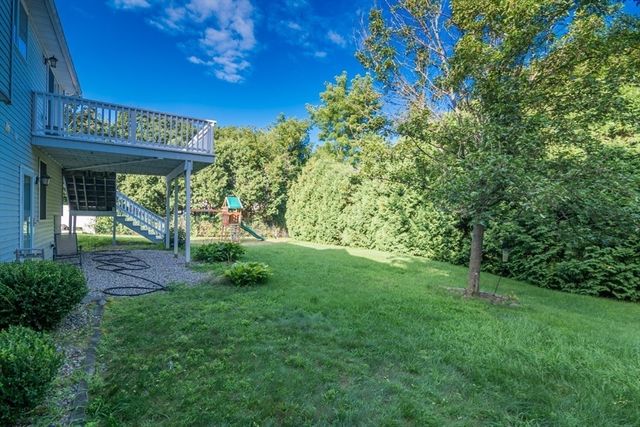 4 Phillips Place, Hadley, MA 01035