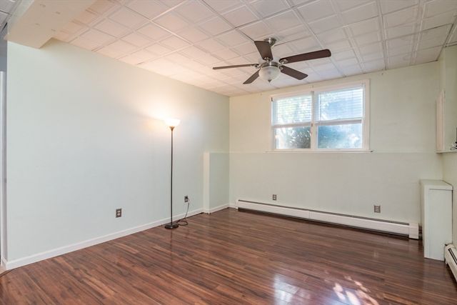4 Phillips Place, Hadley, MA 01035