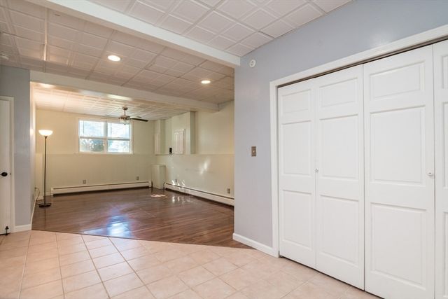 4 Phillips Place, Hadley, MA 01035