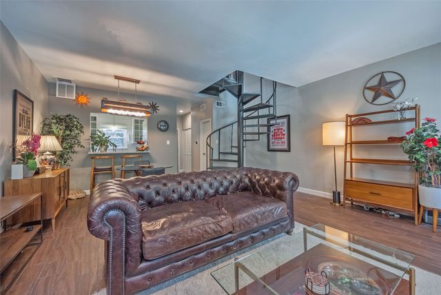 5701 Gaston Avenue 8, Dallas, TX 75214