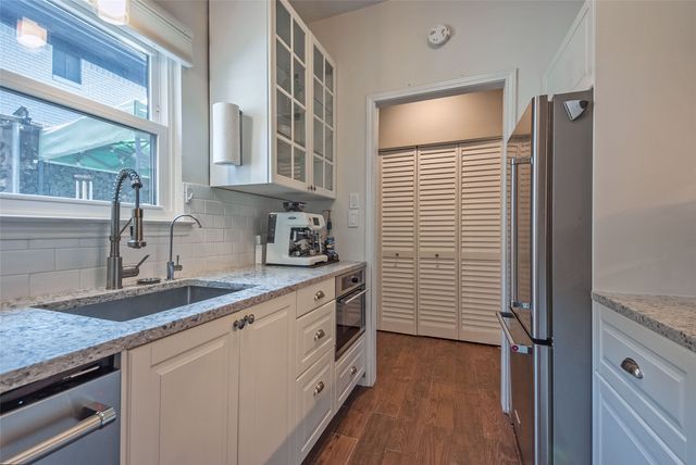 5701 Gaston Avenue 8, Dallas, TX 75214