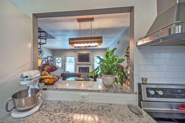 5701 Gaston Avenue 8, Dallas, TX 75214