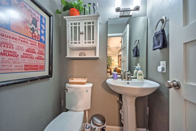 5701 Gaston Avenue 8, Dallas, TX 75214