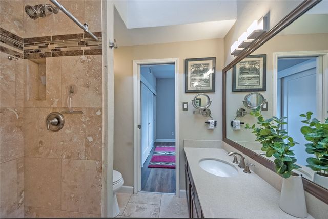 5701 Gaston Avenue 8, Dallas, TX 75214