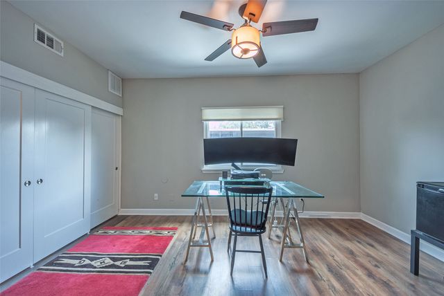 5701 Gaston Avenue 8, Dallas, TX 75214