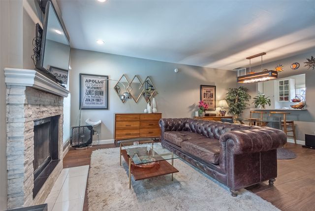 5701 Gaston Avenue 8, Dallas, TX 75214
