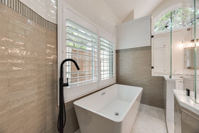 4612 Saxon Drive, Plano, TX 75093