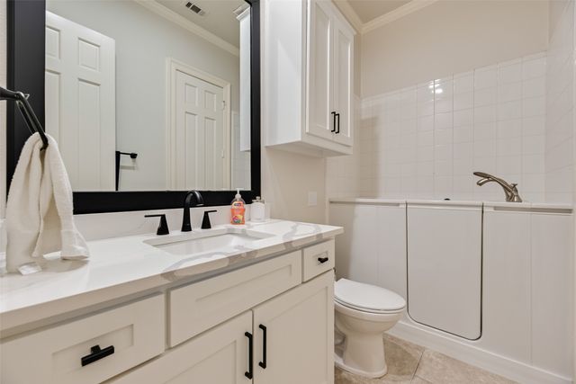 4612 Saxon Drive, Plano, TX 75093