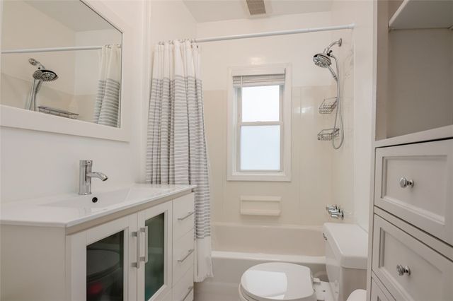 59 Armstrong Avenue, Irondequoit, NY 14617