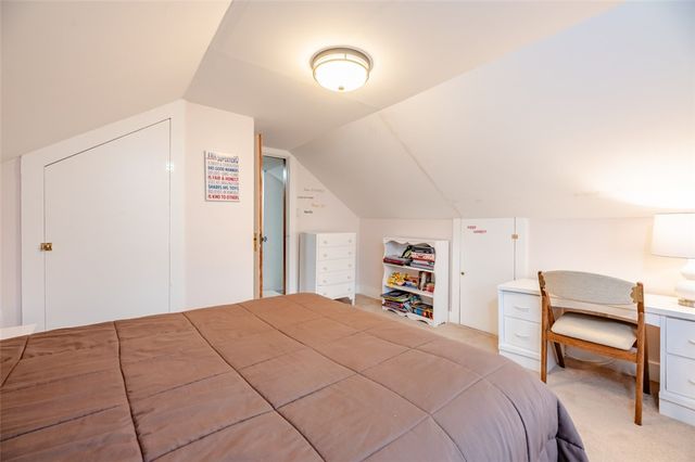 59 Armstrong Avenue, Irondequoit, NY 14617