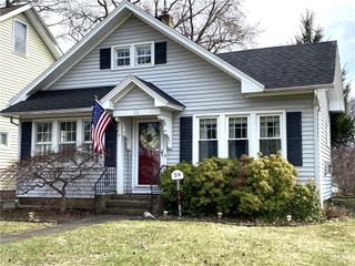59 Armstrong Avenue, Irondequoit, NY 14617