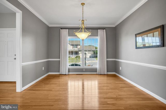2191 CANTERBURY DR, Mechanicsburg, PA 17055