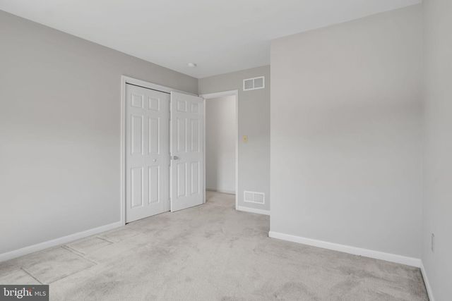 2191 CANTERBURY DR, Mechanicsburg, PA 17055