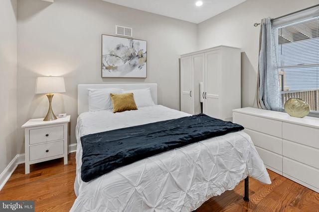 2202 E CHASE ST, Baltimore, MD 21213