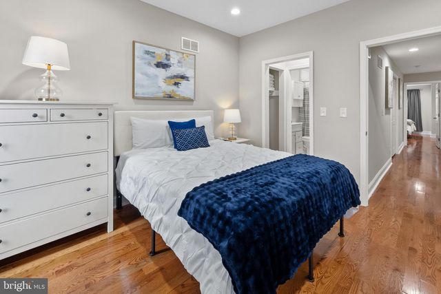 2202 E CHASE ST, Baltimore, MD 21213