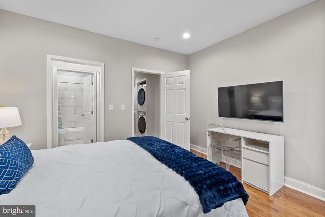 2202 E CHASE ST, Baltimore, MD 21213