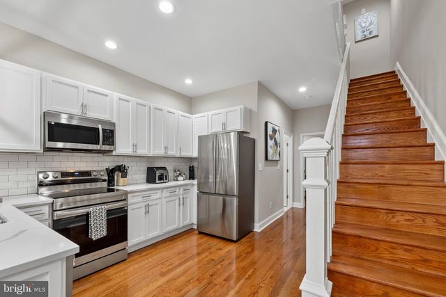 2202 E CHASE ST, Baltimore, MD 21213