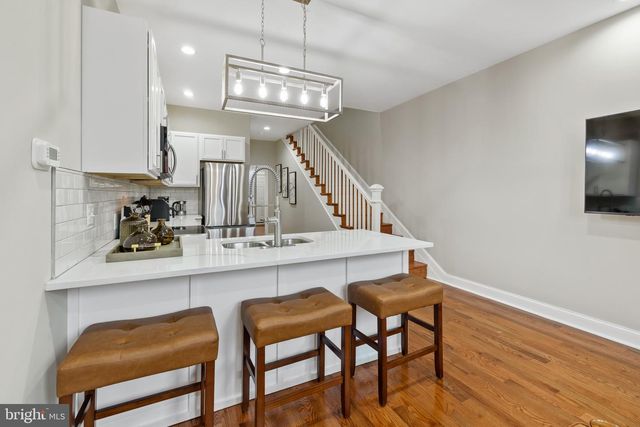 2202 E CHASE ST, Baltimore, MD 21213