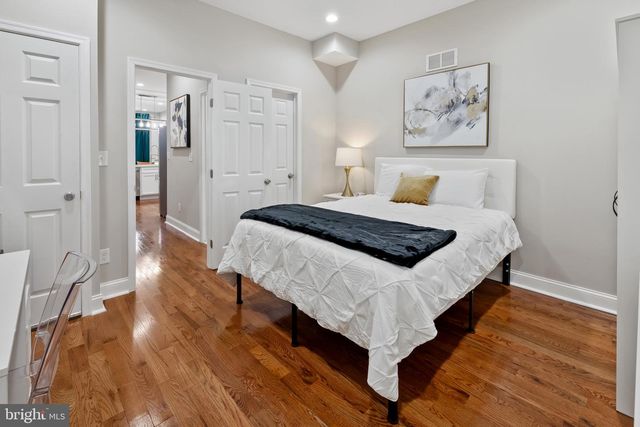 2202 E CHASE ST, Baltimore, MD 21213