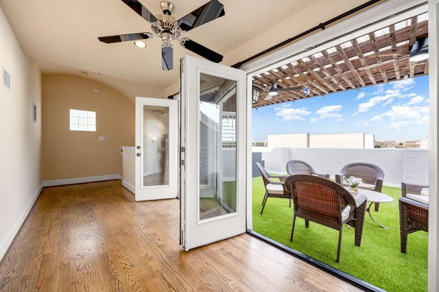 821 Lester Street, Houston, TX 77007