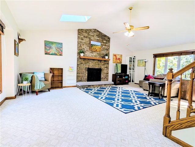 19 Towngate Road, Greece, NY 14626