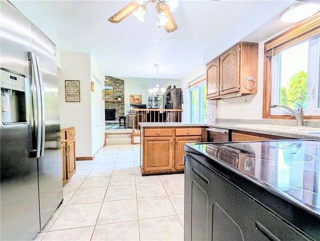 19 Towngate Road, Greece, NY 14626