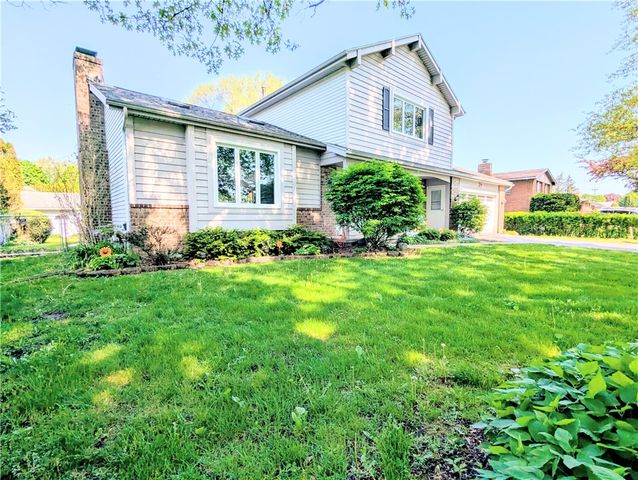 19 Towngate Road, Greece, NY 14626