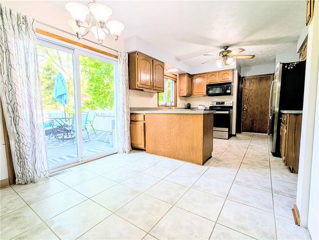 19 Towngate Road, Greece, NY 14626