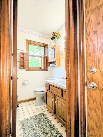 19 Towngate Road, Greece, NY 14626