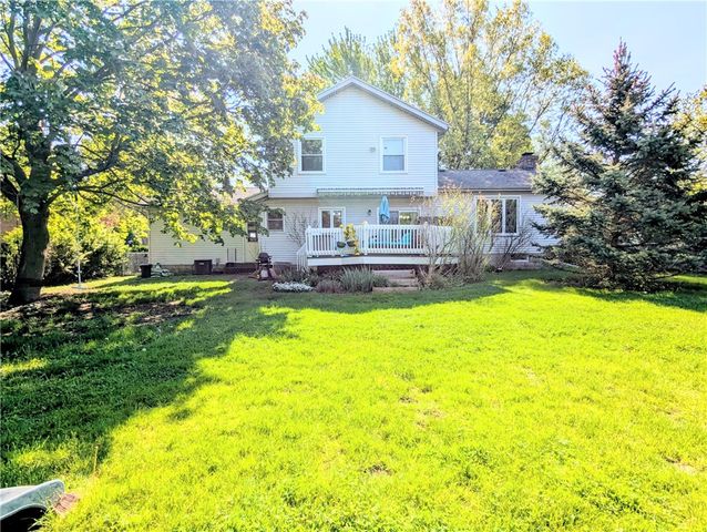 19 Towngate Road, Greece, NY 14626