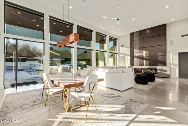 6636 N 48TH Street, Paradise Valley, AZ 85253