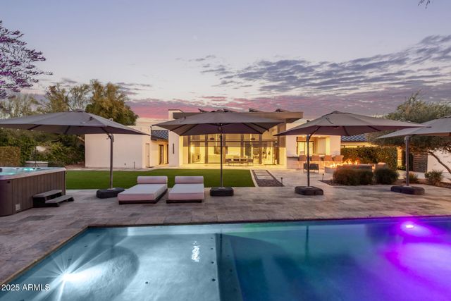 6636 N 48TH Street, Paradise Valley, AZ 85253