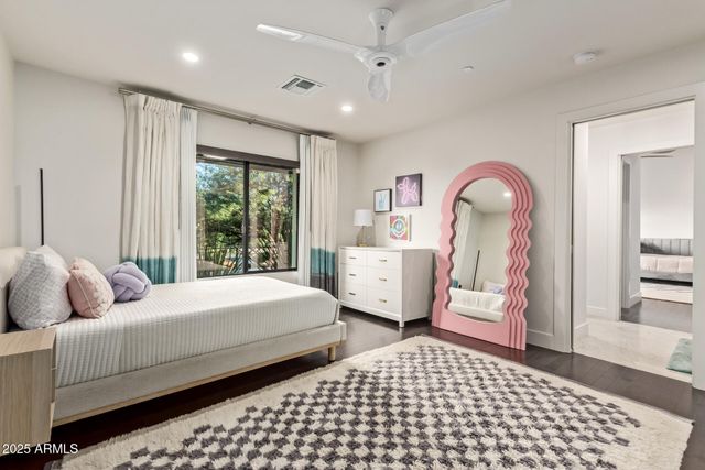 6636 N 48TH Street, Paradise Valley, AZ 85253