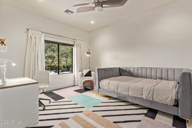 6636 N 48TH Street, Paradise Valley, AZ 85253