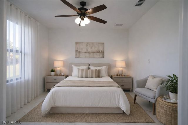 593 39th AVE NW, Naples, FL 34120