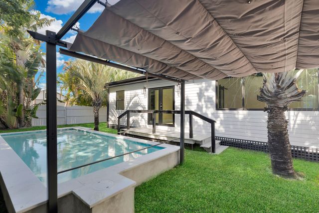 2800 Staples Avenue, Key West, FL 33040